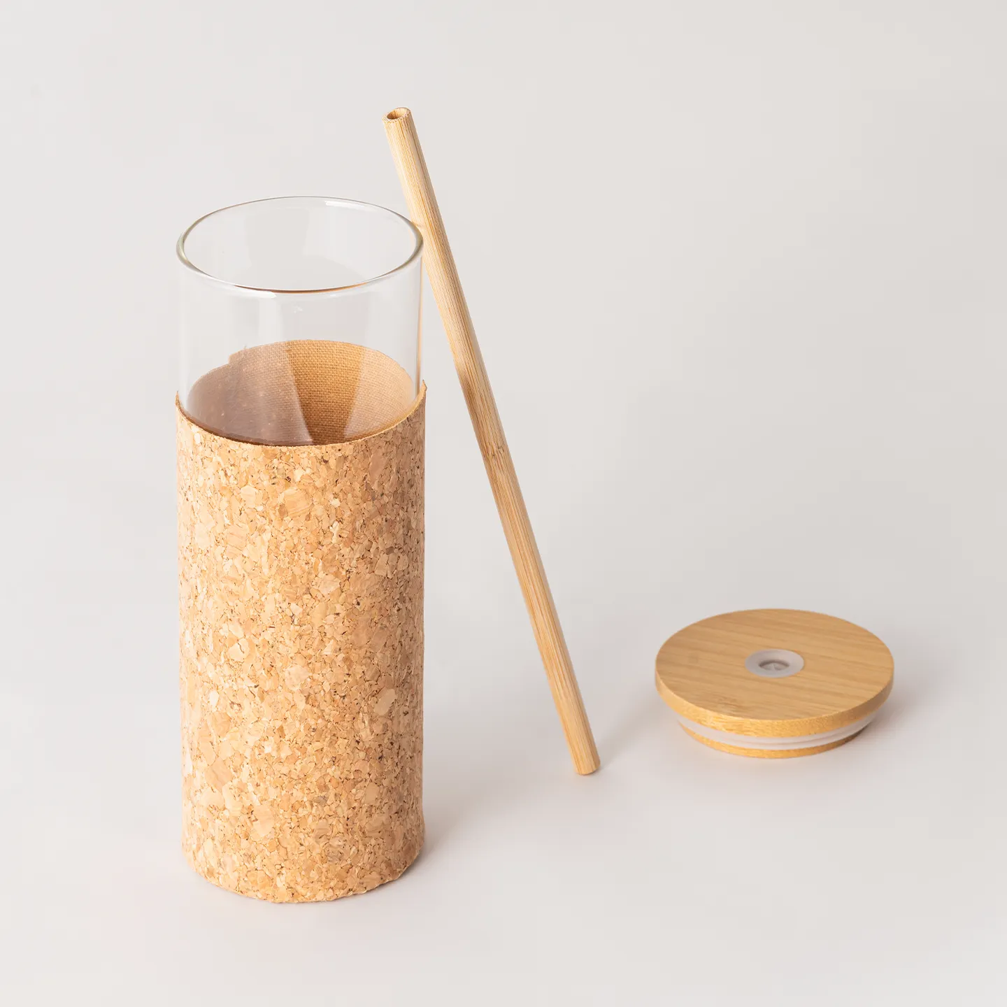 450 ml Mantar Kılıflı Borosilikat Cam Su Şişesi - Bambu Kapak ve Pipetli Promozone