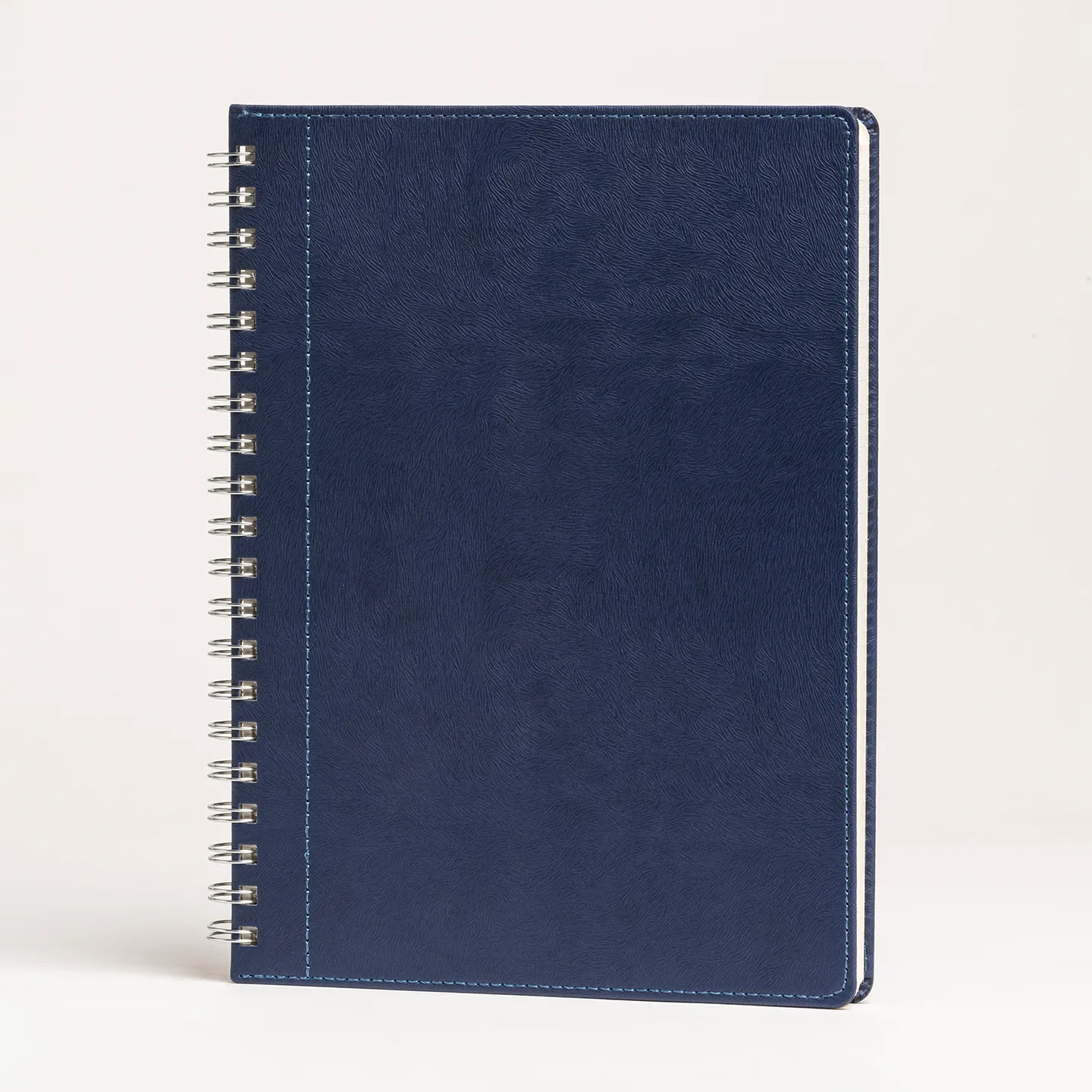 20 x 28 cm Spiralli Termo PU Sert Kapaklı Tarihsiz Defter, 240 Sayfa, 80 gr Ivory Krem Kareli İç Kağıt Promozone