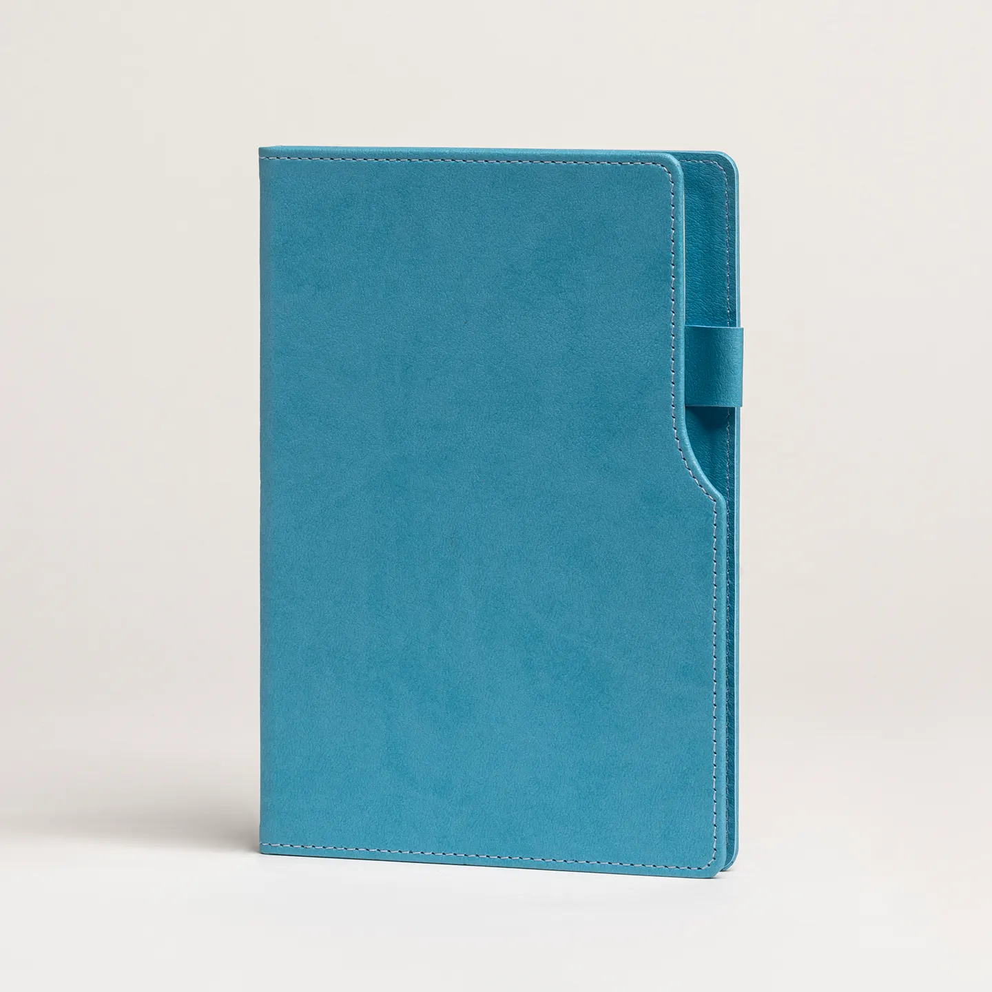 14,5 x 21 cm Termo Deri PU Sert Kapaklı Tarihsiz Defter, 224 Sayfa, 80 gr Ivory Krem Çizgili İç Kağıt, Kenar Boyalı, Kalem Tutuculu Promozone