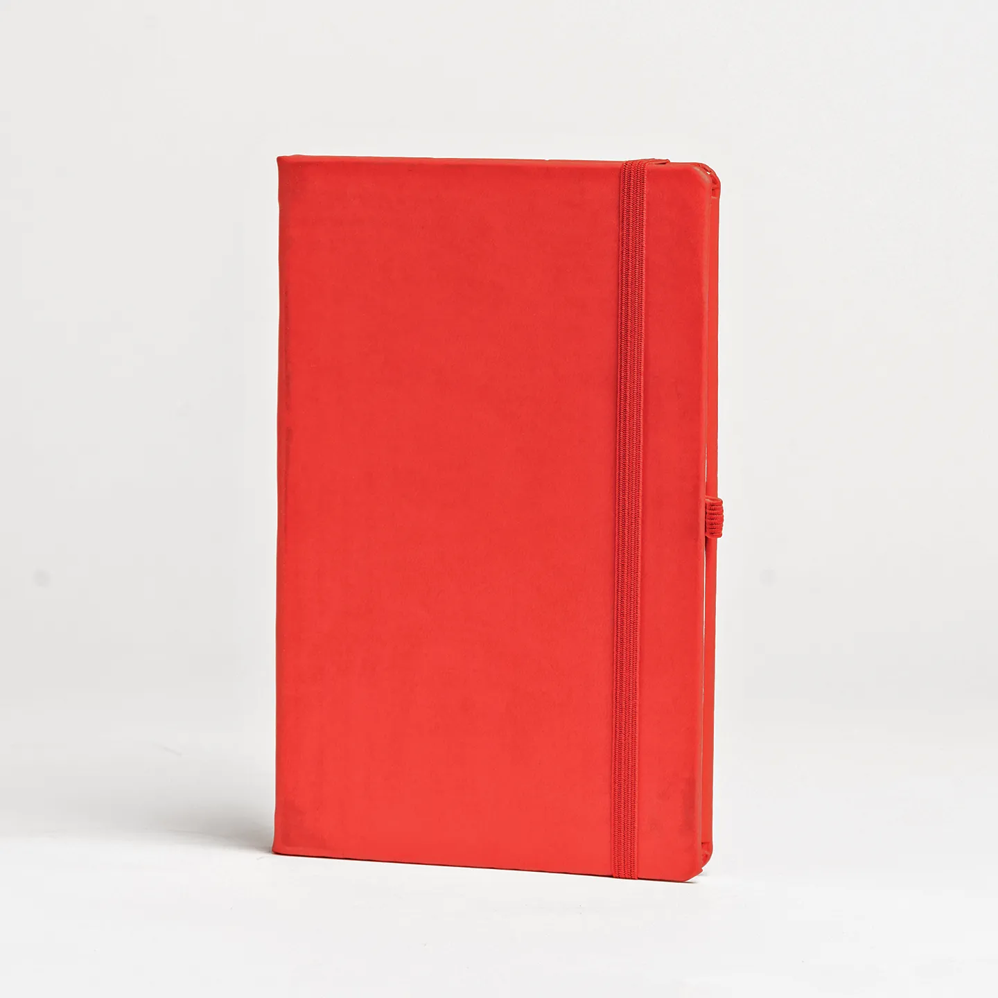 13 x 21 cm Termo PU Sert Kapaklı Tarihsiz Defter, 224 Sayfa, 70 gr Ivory Krem Çizgili İç Kağıt, Esnek Kapak Lastikli, Kalem Tutuculu Promozone