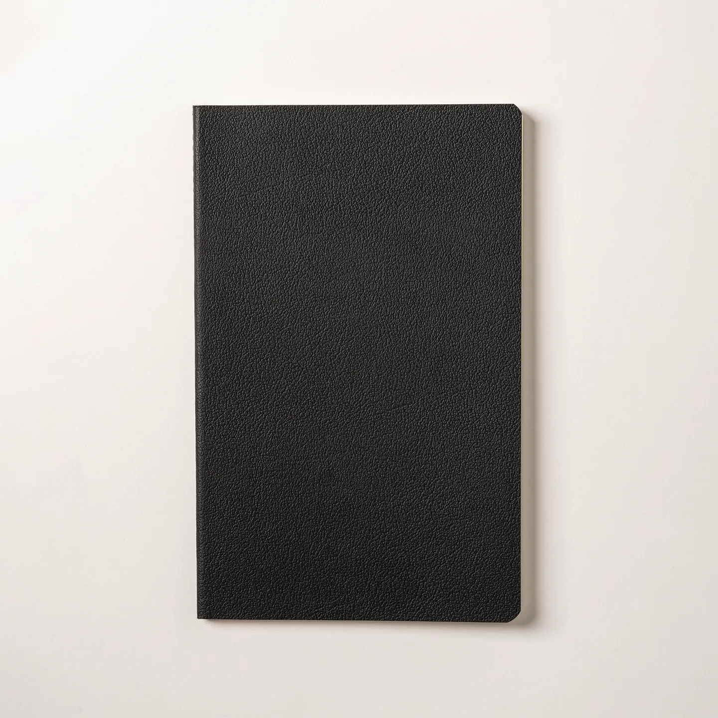 13 x 21 cm Termo Deri Terzi Dikişli Yumuşak Kapaklı Tarihsiz Defter, 80 Sayfa, 80gr. Ivory Çizgili İç Kağıt Promozone