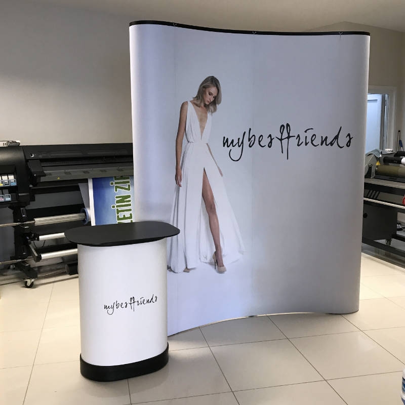 2 Panel Oval Örümcek Stand 300x200 Promozone