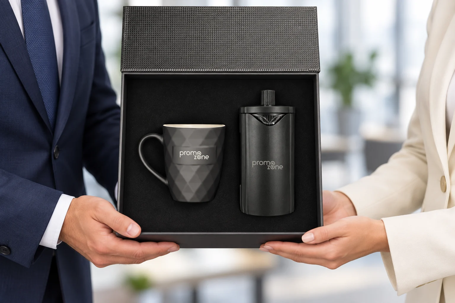 Diamond Porselen Bardak & 350 ml French Press Kutulu VIP Hediye Seti