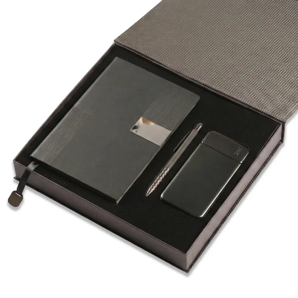 Termo Deri Sert Kapaklı Defter, Touchpen Diamond Kalem & 10.000 mAh Powerbank Kutulu VIP Hediye Seti