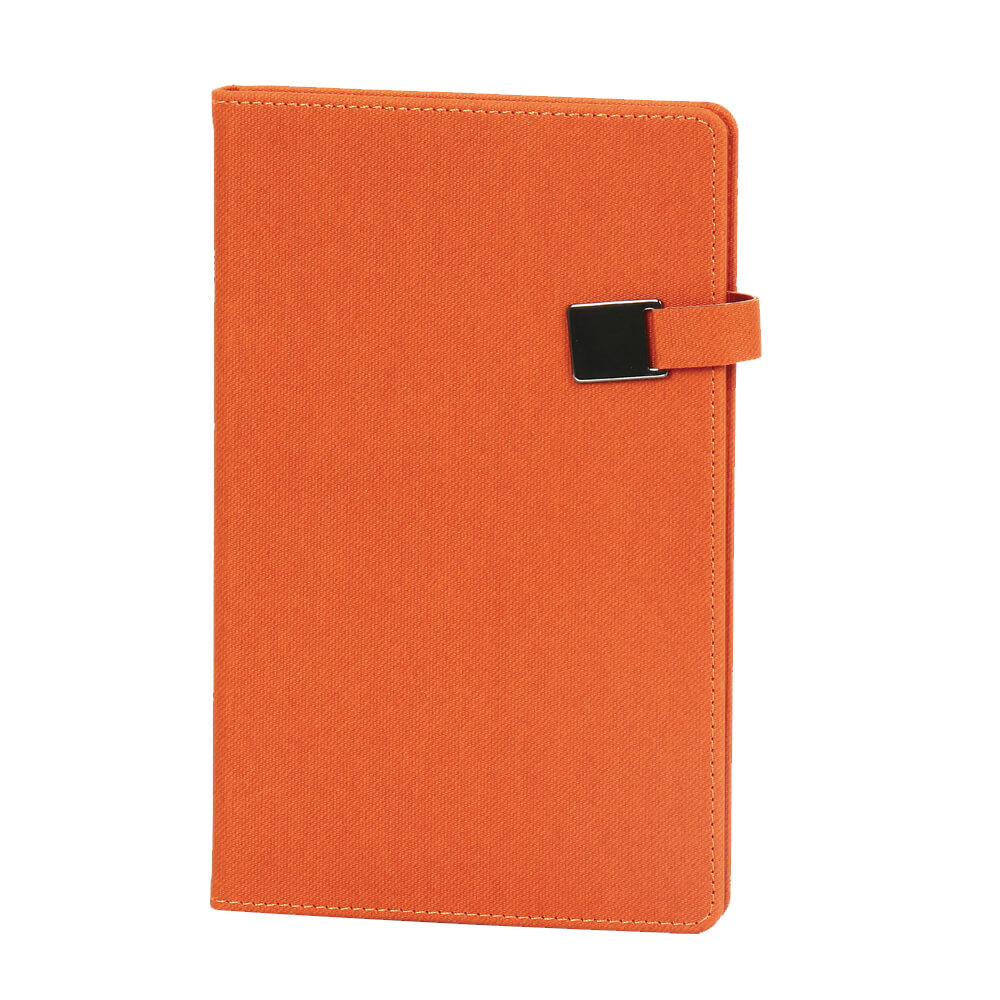 13 x 21 cm Denim Termo PU Sert Kapaklı Tarihsiz Defter, 224 Sayfa, 80 gr. Ivory Krem Çizgili İç Kağıt, Renkli Kenarlı, Metal Tokalı Promozone