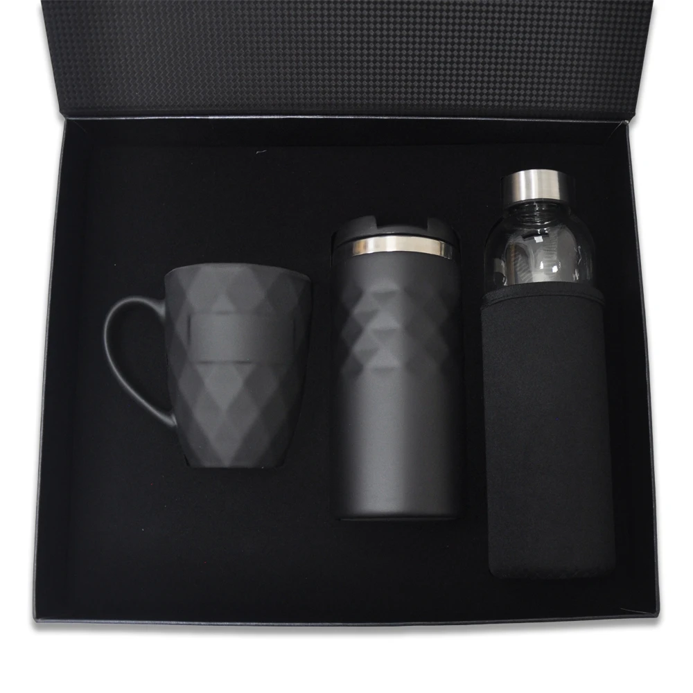 300 ml Termos, 500 ml Kılıflı Cam Şişe & Diamond Porselen Bardak Kutulu VIP Hediye Seti Promozone