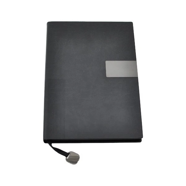 14 x 21 cm Termo Deri Sert Kapaklı Tarihsiz Defter, 224 Sayfa, 80gr Ivory İç Kağıt, Kenarları Boyalı, Metal Tokalı, Metal Baskı Alanı Promozone