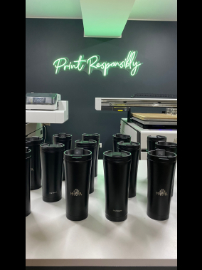 500 ml Kaydırmaz Taban Termos Bardak