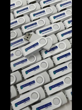 32 GB Renkli Baskı Döner Metal Başlıklı USB Bellek