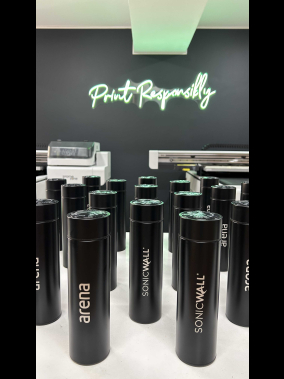 450 ML Isı Derecesi Gösteren Dijital Göstergeli Çelik Termos