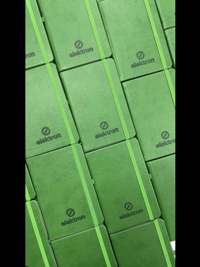 9 x 14 cm Termo PU Sert Kapaklı Cep Boy Tarihsiz Defter 196 Sayfa 80 gr Ivory Krem İç Kağıt Çizgili Lastikli Kalem Tutuculu