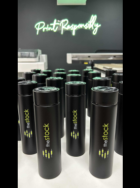 450 ML Isı Derecesi Gösteren Dijital Göstergeli Çelik Termos