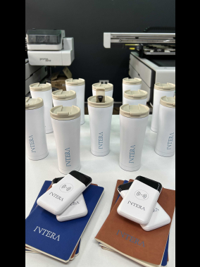 500 ml Kaydırmaz Taban Termos Bardak