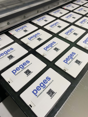 16 GB Kart USB Bellek