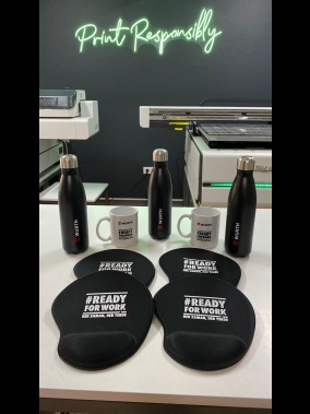 Addison 300152 Siyah Bileklikli Ekstra Kauçuk Kaplamalı Mouse Pad