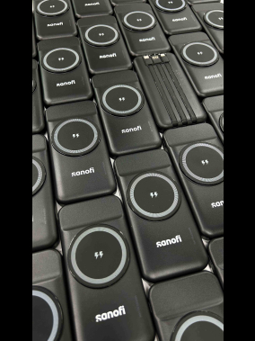 10.000 mAh MagSafe 15W Kablosuz, 22.5W Hızlı Şarj ve Dahili Kablolu Powerbank