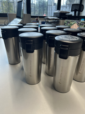 380 ml Kaydırmaz Taban Termos Bardak