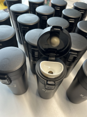 380 ml Kaydırmaz Taban Termos Bardak