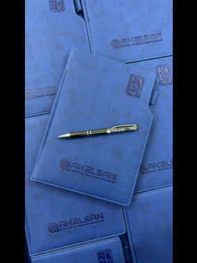 17 x 24 cm Termo Deri Sert Kapaklı Günlük Tarihli Ajanda 336 Sayfa 70 gr Ivory Krem Çizgili İç Kağıt Kalem Tutuculu