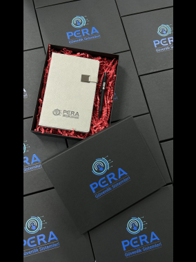 13 x 21 cm Termo PU Sert Kapaklı Tarihsiz Defter, 224 Sayfa, 80 gr Ivory Krem Çizgili İç Kağıt, Metal Tokalı