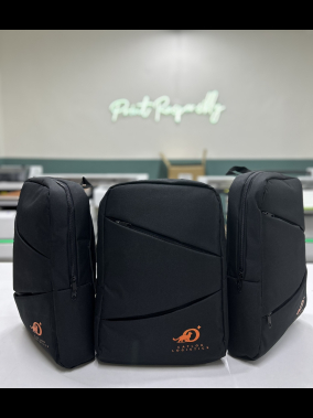 Stoklu Özel Üretim Ekonomik Promosyon Laptop Bölmeli Sırt Çantası