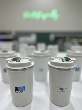 380 ML Dijital Göstergeli Termos Bardak