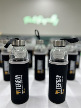 500 ml Kılıflı Cam Şişe