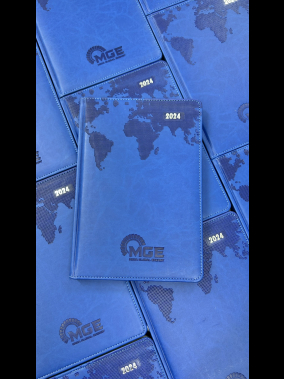 17 x 24 cm Dünya Haritalı Termo Deri Sert Kapaklı Günlük Tarihli Ajanda 336 Sayfa 70 gr Ivory Krem Çizgili İç Kağıt