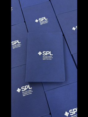 17,5 x 24 cm Gizli Spiralli Termo Deri Sert Kapaklı Günlük Tarihli Ajanda 336 Sayfa 70 gr Ivory Krem Çizgili İç Kağıt