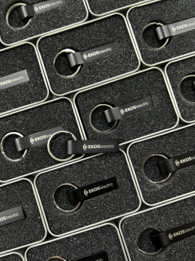 16 GB Metal USB Bellek