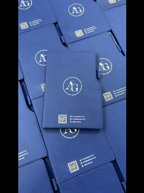 14,5 x 21 cm Termo Deri PU Sert Kapaklı Tarihsiz Defter, 224 Sayfa, 80 gr Ivory Krem Çizgili İç Kağıt, Kenar Boyalı, Kalem Tutuculu