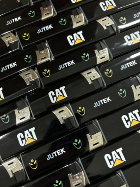 Clipper Fit Manyetolu Siboplu Çakmak