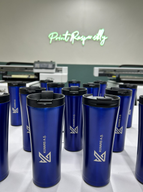 500 ml Kaydırmaz Taban Termos Bardak