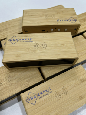 Bambu Gövde Kablosuz Şarj Cihazı Alarm-Saat-Takvim Özellikli