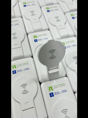 S-link P110 10000mAh PRM PD22.5W+QC3.0 Magsafe 15W Kablosuz Standlı Taşınabilir Pil Şarj Cihazı Powerbank