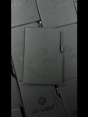 14,5 x 21 cm Termo Deri PU Sert Kapaklı Tarihsiz Defter, 224 Sayfa, 80 gr Ivory Krem Çizgili İç Kağıt, Kenar Boyalı, Kalem Tutuculu