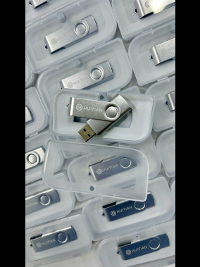 16 GB Döner Metal Başlıklı USB Bellek