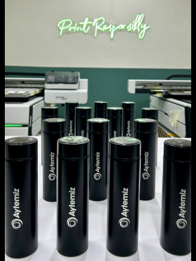 450 ML Isı Derecesi Gösteren Dijital Göstergeli Çelik Termos