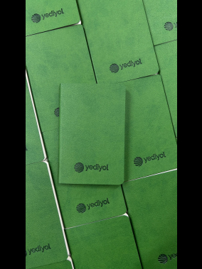 9 x 14 cm Yumuşak Termo Deri Kapaklı Cep Boy Tarihsiz Defter 80 Sayfa 80 gr Ivory Krem Çizgili