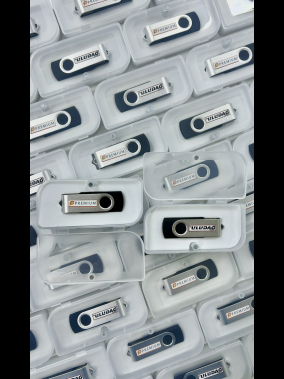 16 GB Döner Metal Başlıklı USB Bellek