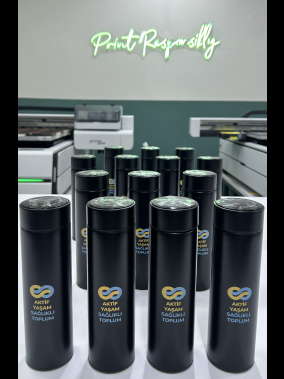 450 ML Isı Derecesi Gösteren Dijital Göstergeli Çelik Termos