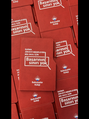 14,5 x 21 cm Termo Deri PU Sert Kapaklı Tarihsiz Defter, 224 Sayfa, 80 gr Ivory Krem Çizgili İç Kağıt, Kenar Boyalı, Kalem Tutuculu