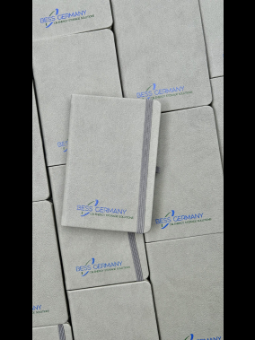 9 x 14 cm Termo PU Sert Kapaklı Cep Boy Tarihsiz Defter 160 Sayfa 60 gr Holmen Krem İç Kağıt Çizgili Lastikli Kalem Tutuculu Ekonomik Model