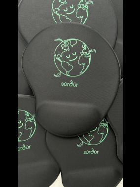 Addison 300152 Siyah Bileklikli Ekstra Kauçuk Kaplamalı Mouse Pad