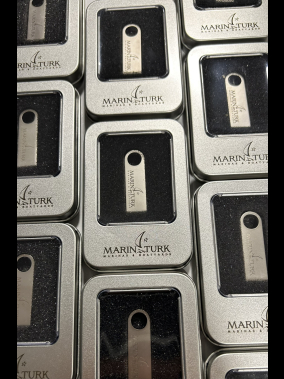 32 GB Metal USB Bellek