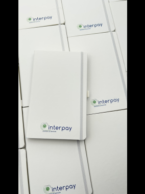 13 x 21 cm Termo PU Sert Kapaklı Tarihsiz Defter, 224 Sayfa, 70 gr Ivory Krem Çizgili İç Kağıt, Esnek Kapak Lastikli, Kalem Tutuculu