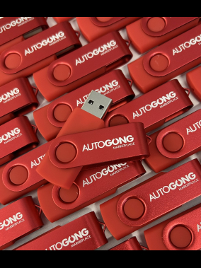 8 GB Döner Başlıklı Metal USB Bellek