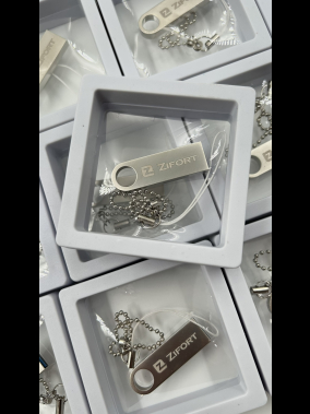 32 GB Metal USB Bellek