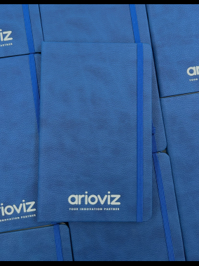 13 x 21 cm Termo Deri Kapaklı Tarihsiz  Defter 192 Sayfa Krem İç Kağıt Kalem Geçmeli Çizgili