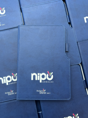 14,5 x 21 cm Termo Deri PU Sert Kapaklı Tarihsiz Defter, 224 Sayfa, 80 gr Ivory Krem Çizgili İç Kağıt, Kenar Boyalı, Kalem Tutuculu